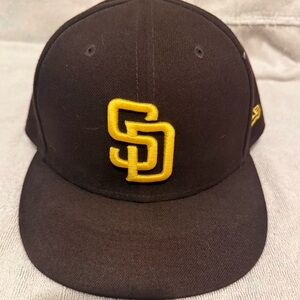 New Era 7 1/4 Fitted Padres Hat